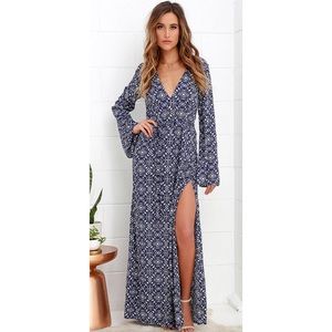 Lulus Mandala daydream blue print maxi dress